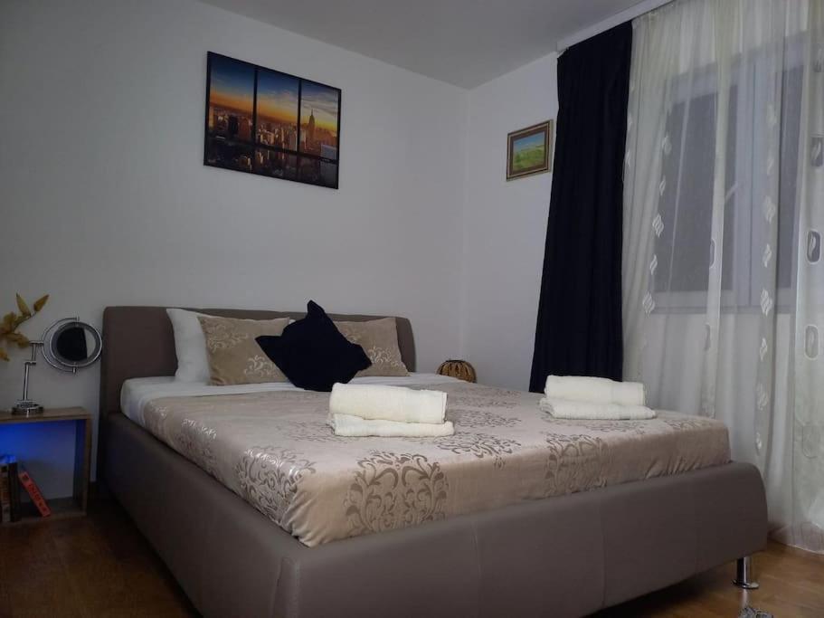 2Br Airport Accommodation W/Free Private Parking Ledine Exterior foto